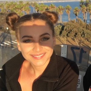 Meet your Posher, Baisley